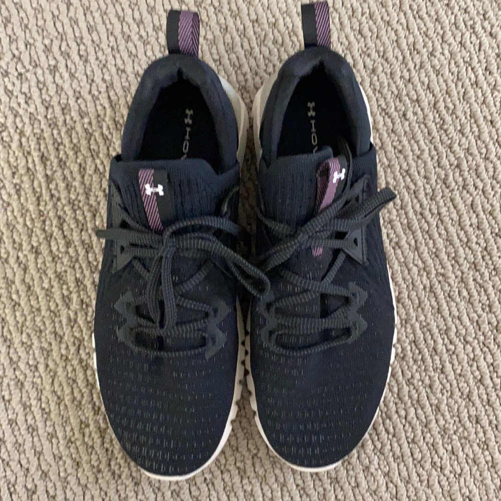 Under Armour Hovr size 10